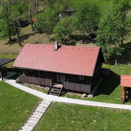 Tradicionalna Zagorska Drvena Kuca Stara Murva Tuheljske Toplice Luaran gambar