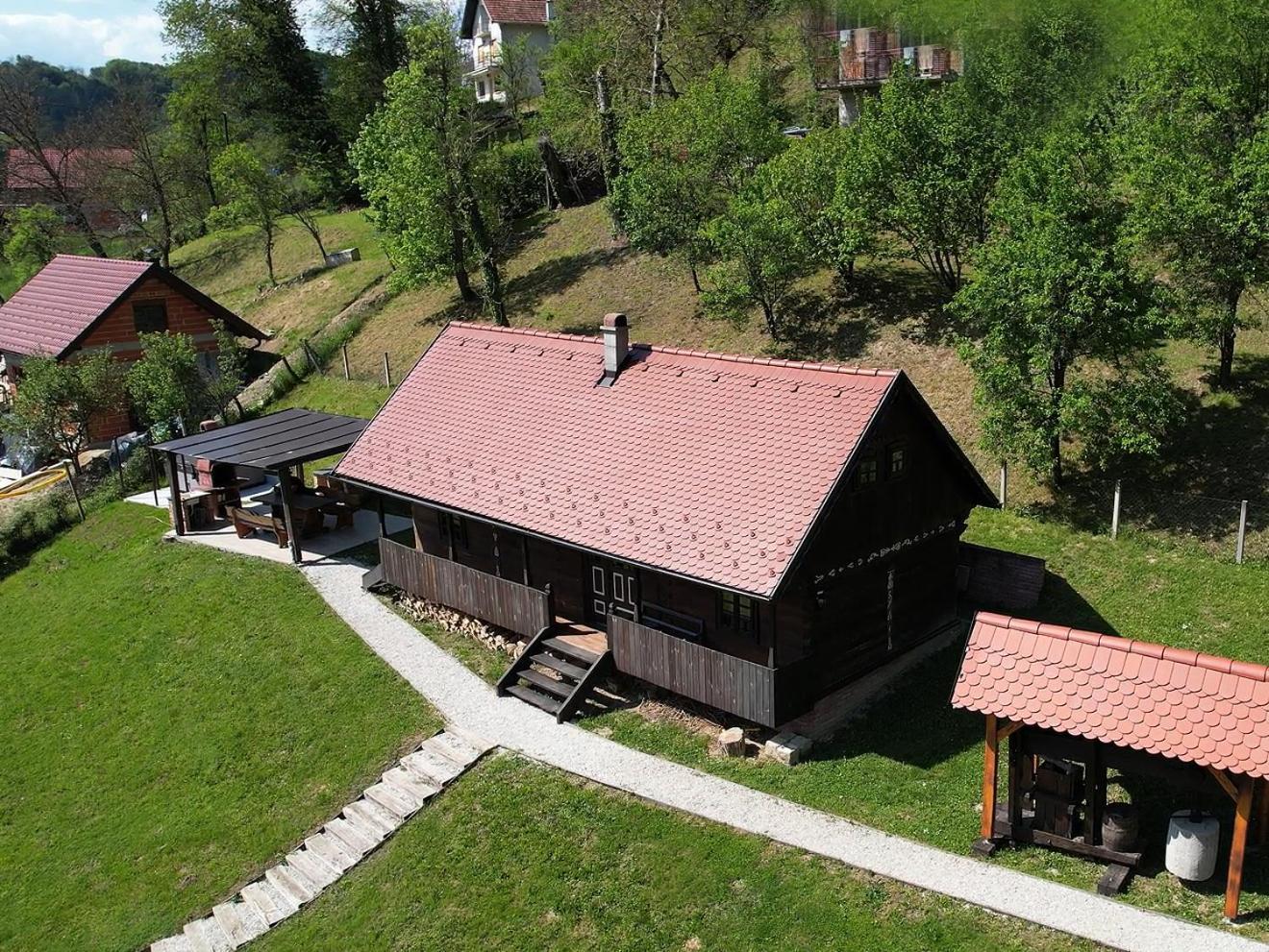 Tradicionalna Zagorska Drvena Kuca Stara Murva Tuheljske Toplice Luaran gambar